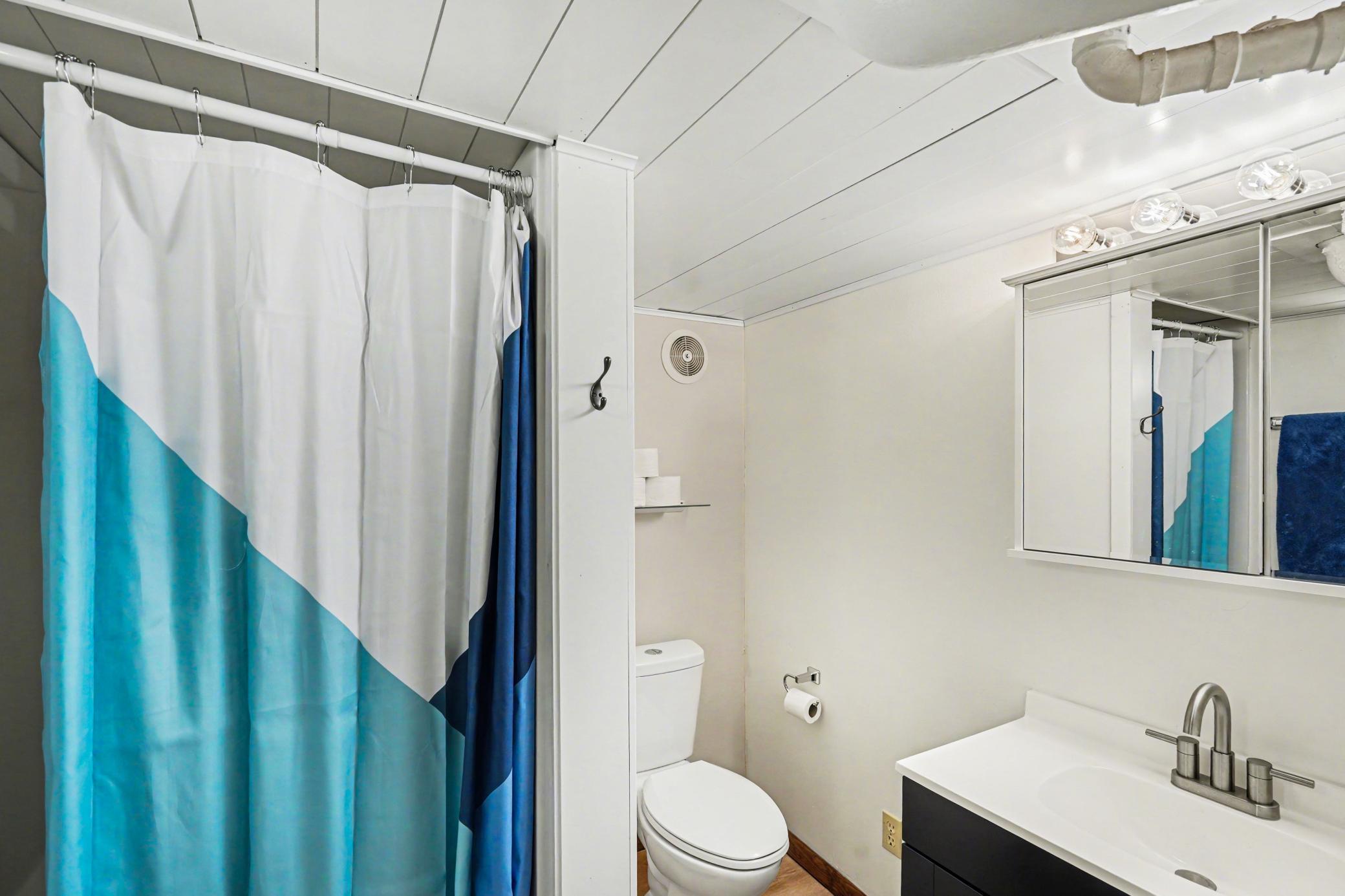 3/4 Bathroom - Lower level