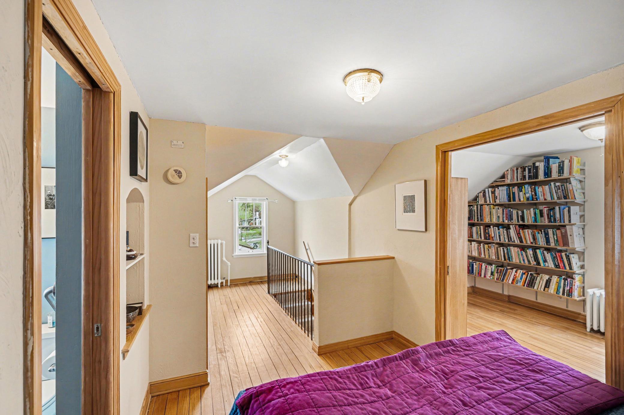 Bedroom 2 - Upper Level