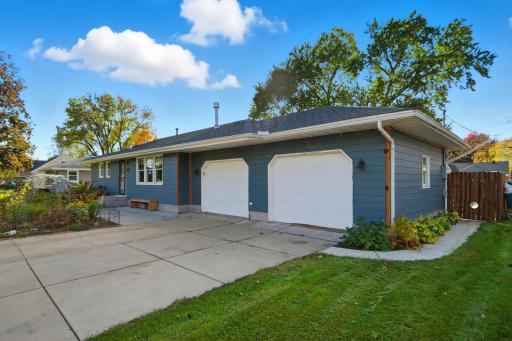 2258 Rainbow Avenue, Saint Paul, MN 55112