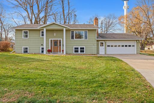 348 W 3 1/2 Street, Waconia, MN 55387