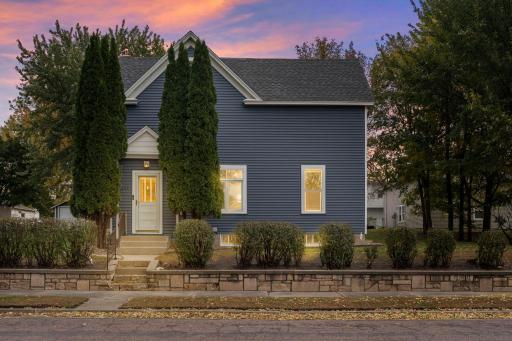 205 N Renville Street, Winthrop, MN 55396
