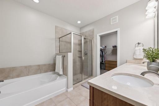 17820 Valley Cove Court, Wayzata, MN 55391