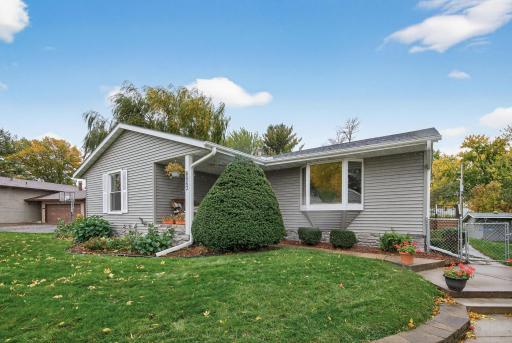 Photo for 6963 Upper 35th Street Circle N, Saint Paul, MN 55128 - listing #6808012 6963 Upper 35th Street Circle N, Saint Paul, MN 55128