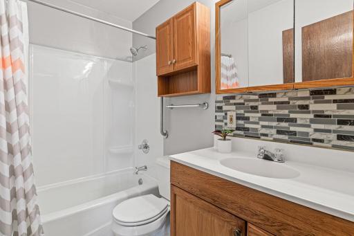 Full Bathroom Main Level