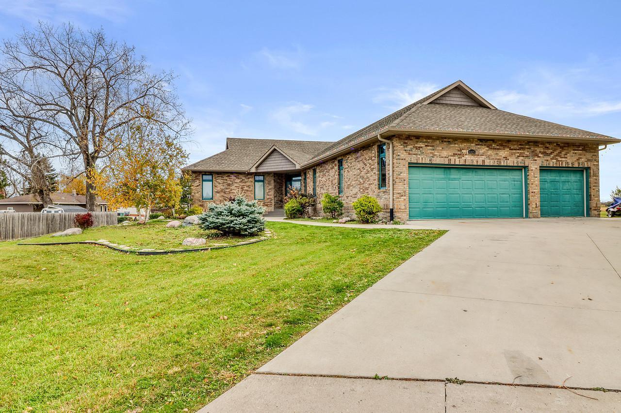 6425 15th Street S, Fargo, ND 58104