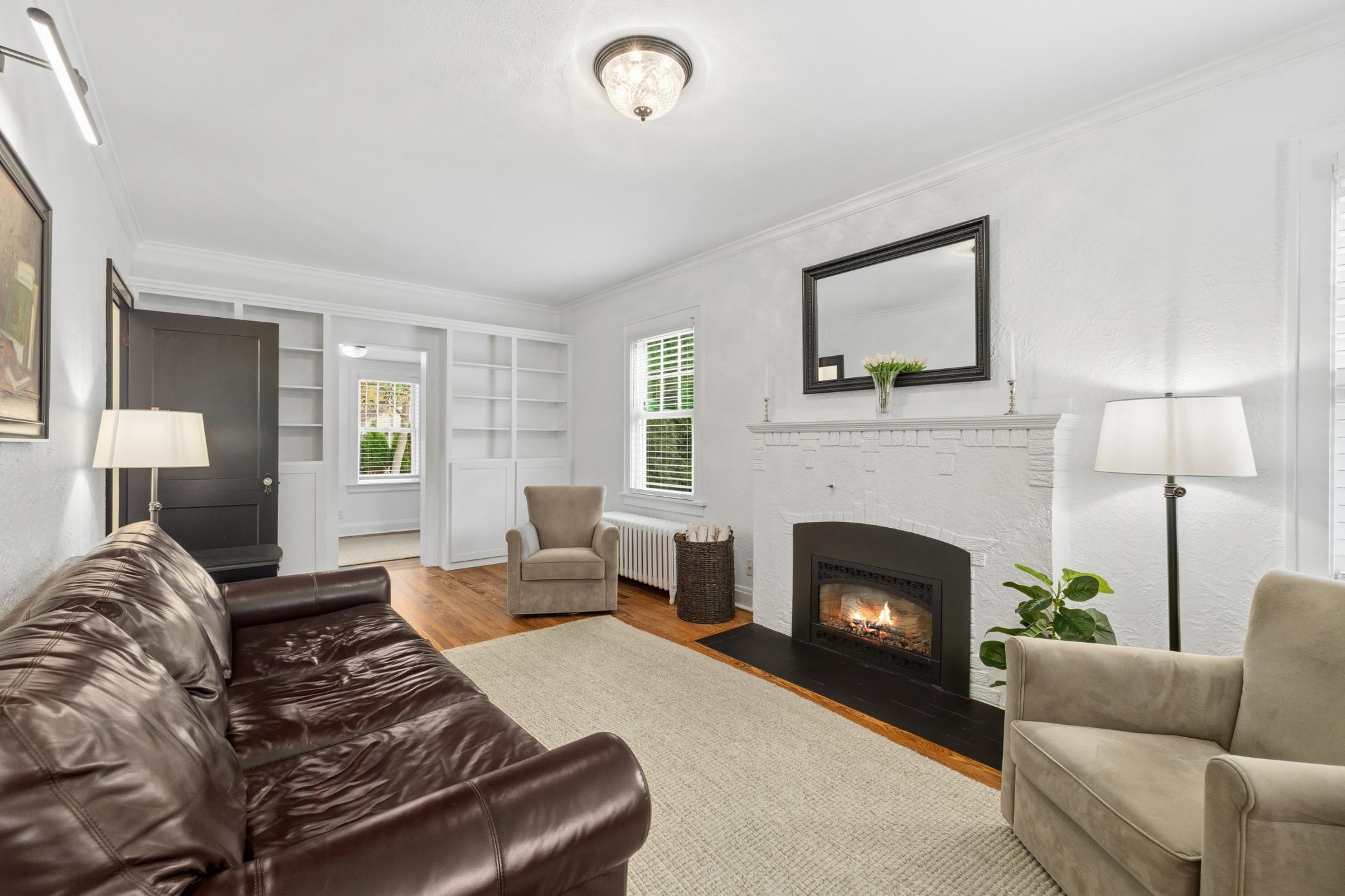 Formal Livingroom