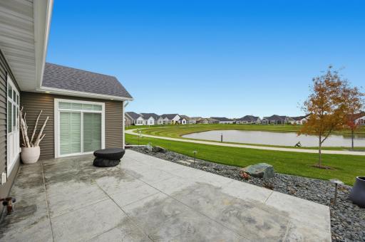 819 Rania Way W, West Fargo, ND 58078