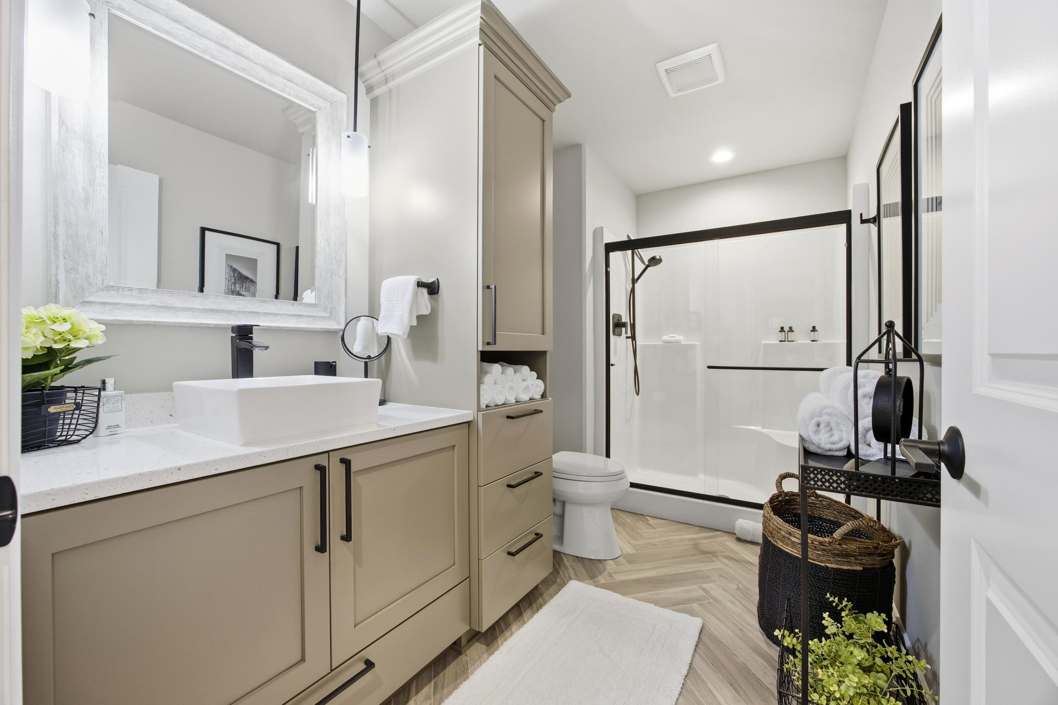 Upper Level Bathroom