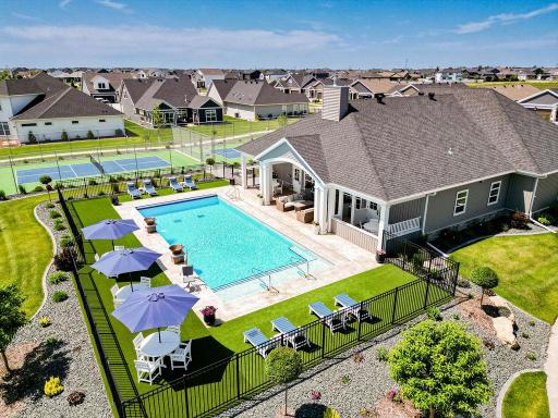 819 Rania Way W, West Fargo, ND 58078