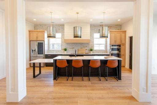 819 Rania Way W, West Fargo, ND 58078