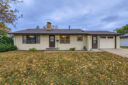6011 6th st ne - Web Quality - 001 - 02 Exterior Front.jpg