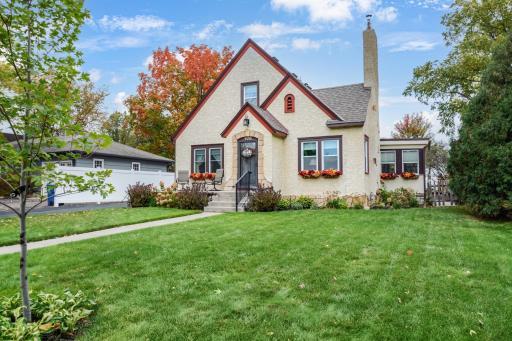 928 Main Street NW, Elk River, MN 55330