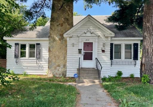2518 University Avenue NE, Minneapolis, MN 55418