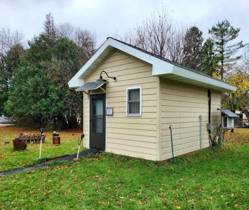 1124 10th Street, International Falls, MN 56649