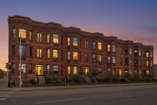 Photo for 521 S 9th Street, 6, Minneapolis, MN 55404 - listing #6808293 521 S 9th Street, 6, Minneapolis, MN 55404