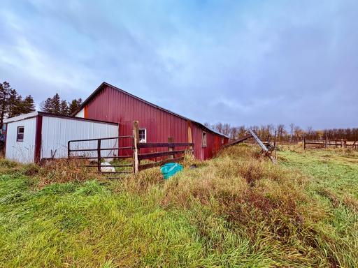 44x72 Barn for livestock- fencing