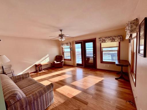Bright and spacious living room