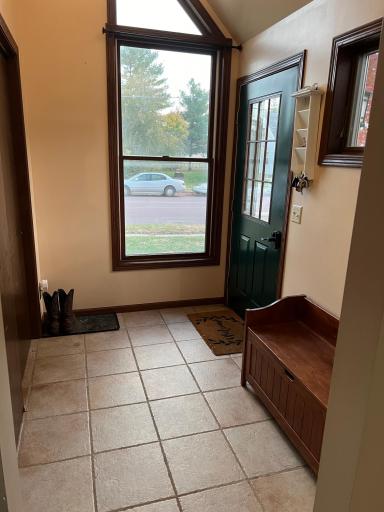 209 10th Avenue SE, Waseca, MN 56093