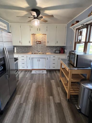 209 10th Avenue SE, Waseca, MN 56093