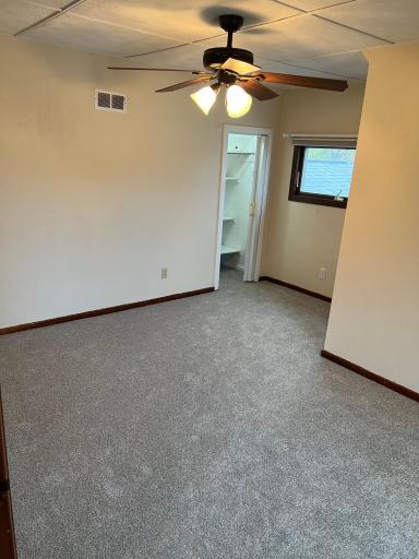 209 10th Avenue SE, Waseca, MN 56093