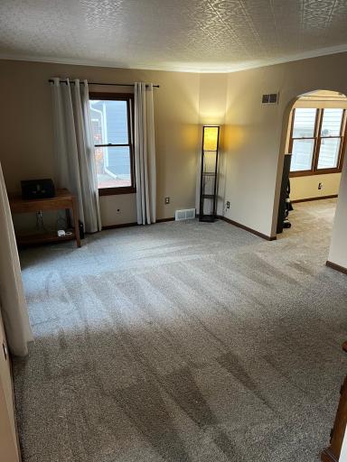 209 10th Avenue SE, Waseca, MN 56093