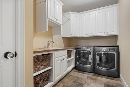 4800 Woolman Court, Minnetonka, MN 55345