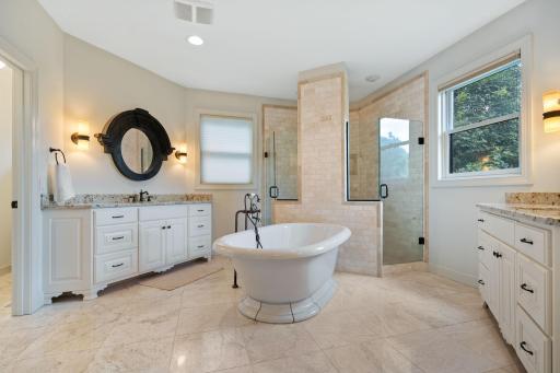 4800 Woolman Court, Minnetonka, MN 55345