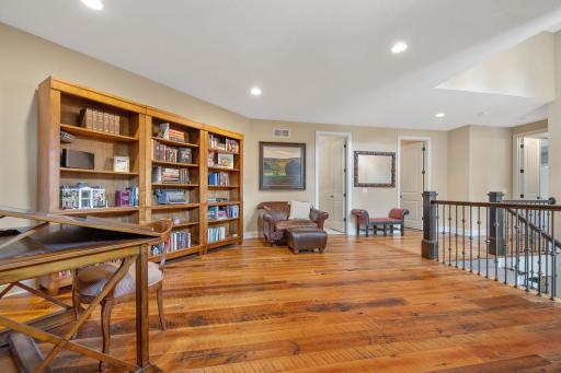 4800 Woolman Court, Minnetonka, MN 55345