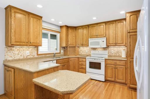 6200 Rice Creek Drive NE, Minneapolis, MN 55432