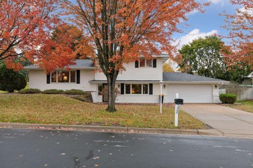 2329 Explorer Court, Burnsville, MN 55337