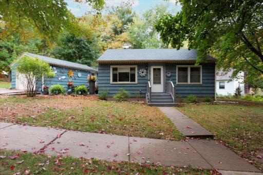 Photo for 813 Oakwood Boulevard, Menomonie, WI 54751 - listing #6808549 813 Oakwood Boulevard, Menomonie, WI 54751