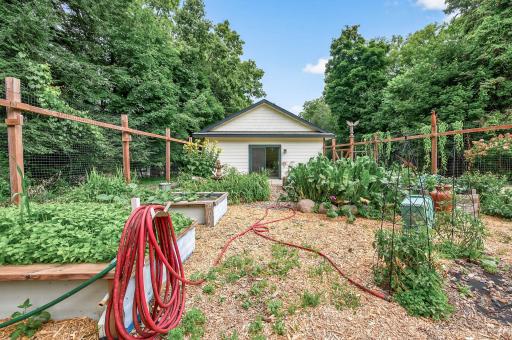 2431 S Shore Boulevard, Saint Paul, MN 55110