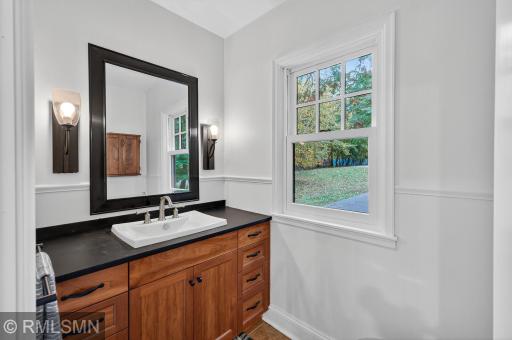 2431 S Shore Boulevard, Saint Paul, MN 55110
