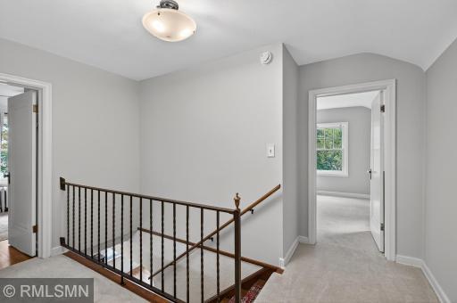 2431 S Shore Boulevard, Saint Paul, MN 55110