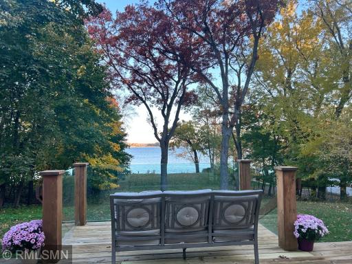 2431 S Shore Boulevard, Saint Paul, MN 55110