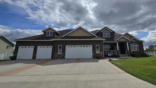Photo for 1007 6th Avenue NE, Dilworth, MN 56529 - listing #6808626 1007 6th Avenue NE, Dilworth, MN 56529