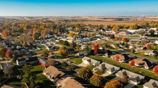 712 Memorial Drive, Spring Valley, MN 55975