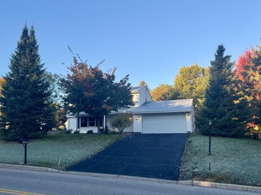 Photo for 13208 Upton Avenue S, Burnsville, MN 55337 - listing #6808781 13208 Upton Avenue South Welcomes you to your new home!