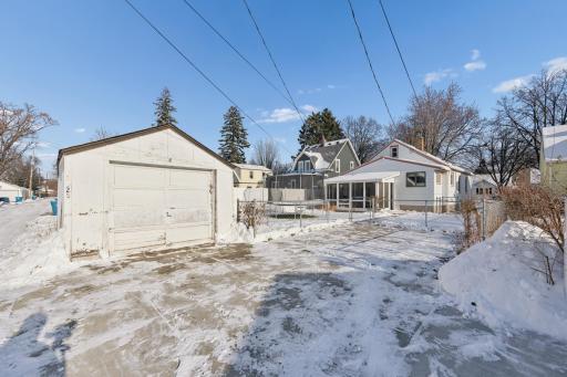 3925 Perry Avenue N, Minneapolis, MN 55422