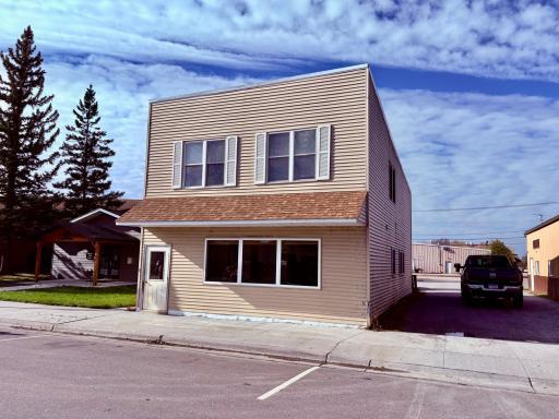 Photo for 109 Main Avenue S, Baudette, MN 56623 - listing #6808843 109 Main Avenue S, Baudette, MN 56623