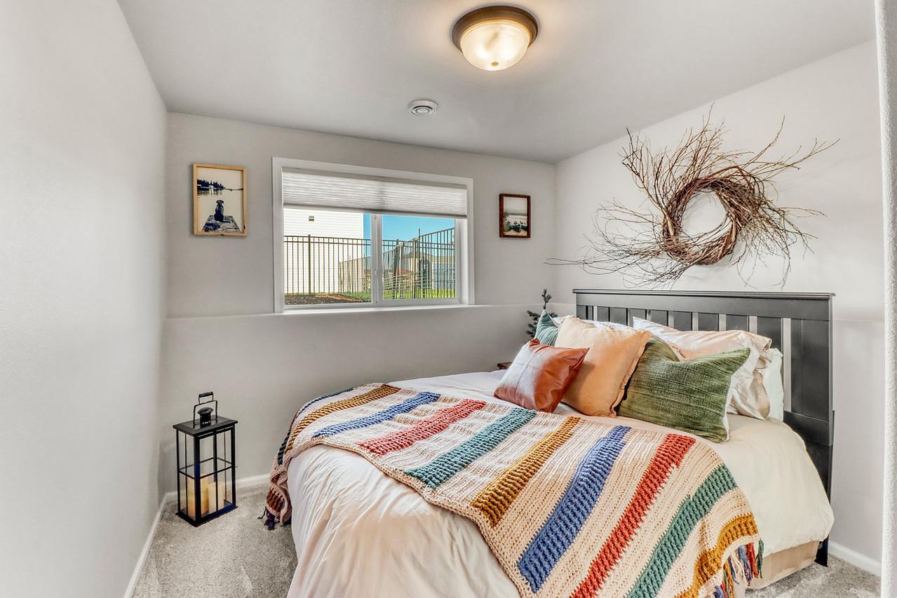 LL Bedroom1_1-1280.JPG