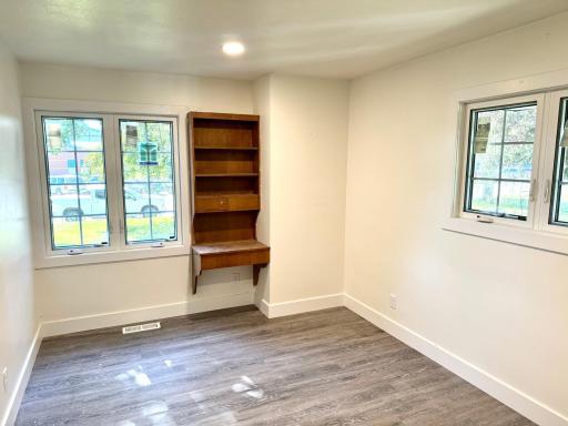 505 6th Street NE, Roseau, MN 56751