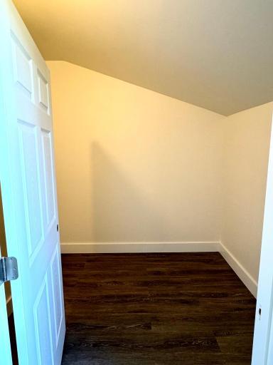 505 6th Street NE, Roseau, MN 56751