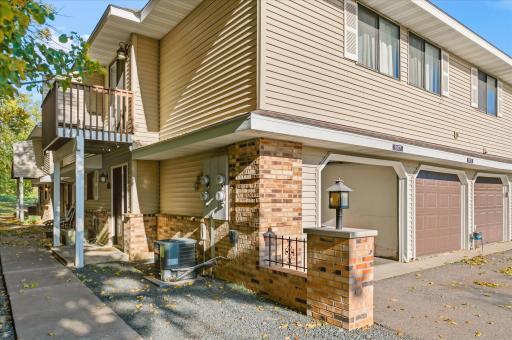 Photo for 7577 Vinewood Court, Maple Grove, MN 55311 - listing #6808947 7577 Vinewood Court, Maple Grove, MN 55311