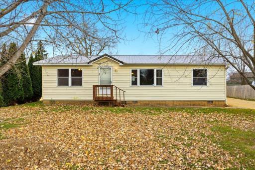 Photo for 947 3rd Street SW, Clear Lake, WI 54005 - listing #6808950 947 3rd Street SW, Clear Lake, WI 54005