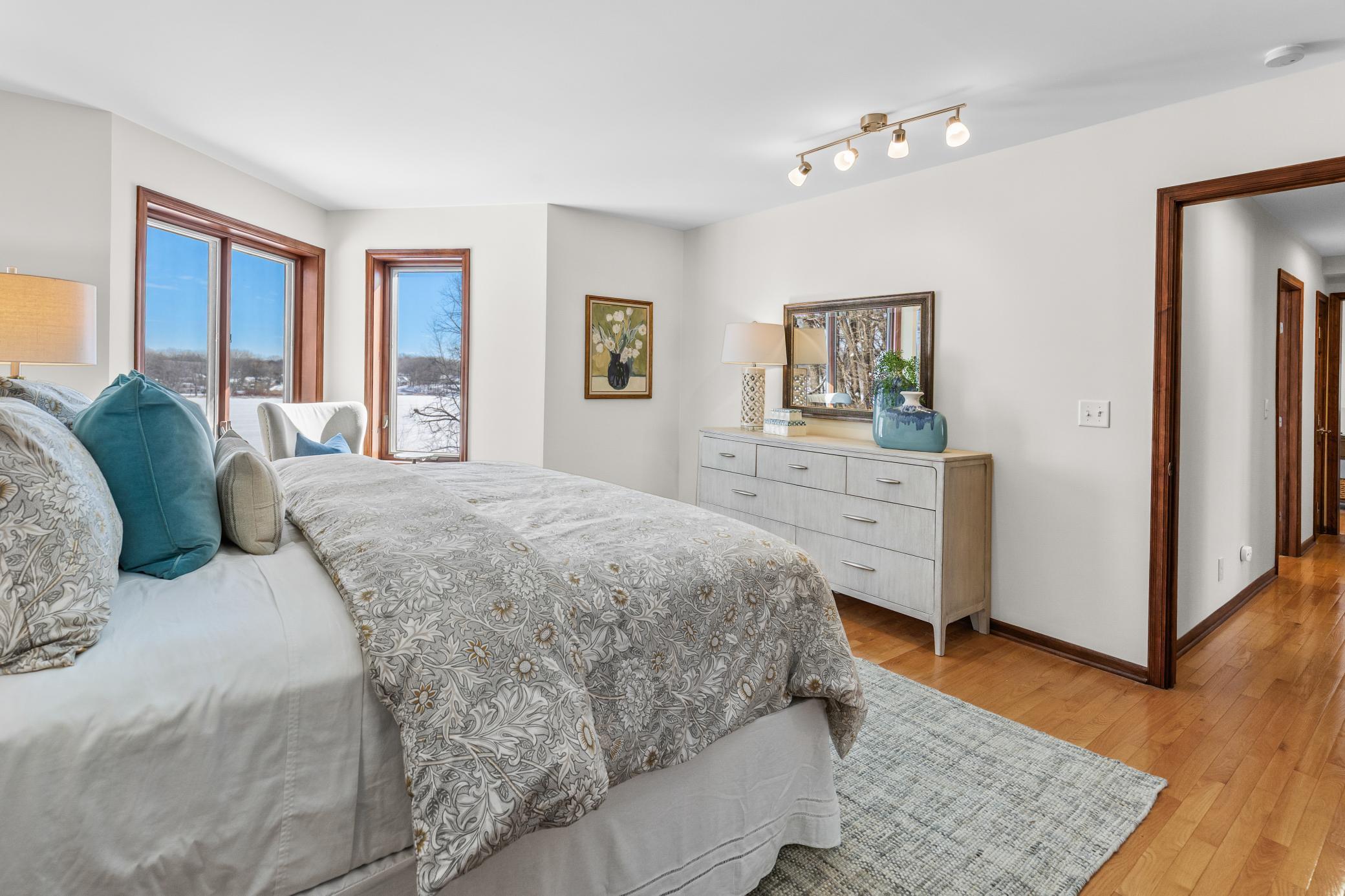 Primary Suite - Upper Level