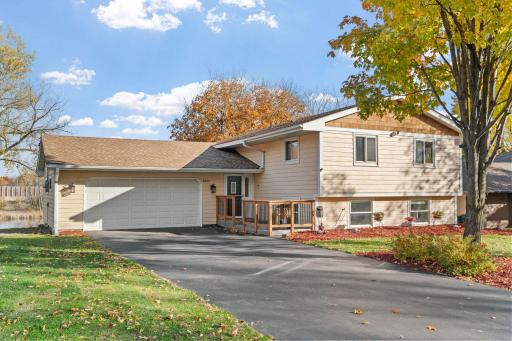 Photo for 2604 Lake Shore Avenue, Little Canada, MN 55117 - listing #6809058 2604 Lake Shore Avenue, Little Canada, MN 55117