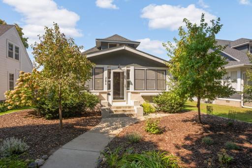 Photo for 281 Cleveland Avenue S, Saint Paul, MN 55105 - listing #6809063 281 Cleveland Avenue S, Saint Paul, MN 55105
