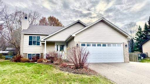 Photo for 9159 Jeffery Avenue S, Cottage Grove, MN 55016 - listing #6809095 9159 Jeffery Avenue S, Cottage Grove, MN 55016