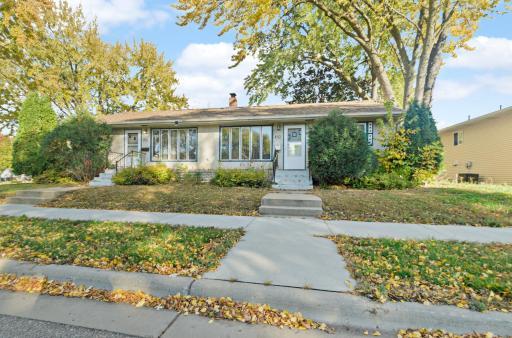 Photo for 851 5th Avenue S, South Saint Paul, MN 55075 - listing #6809126 Great side by side on a wonderful street.